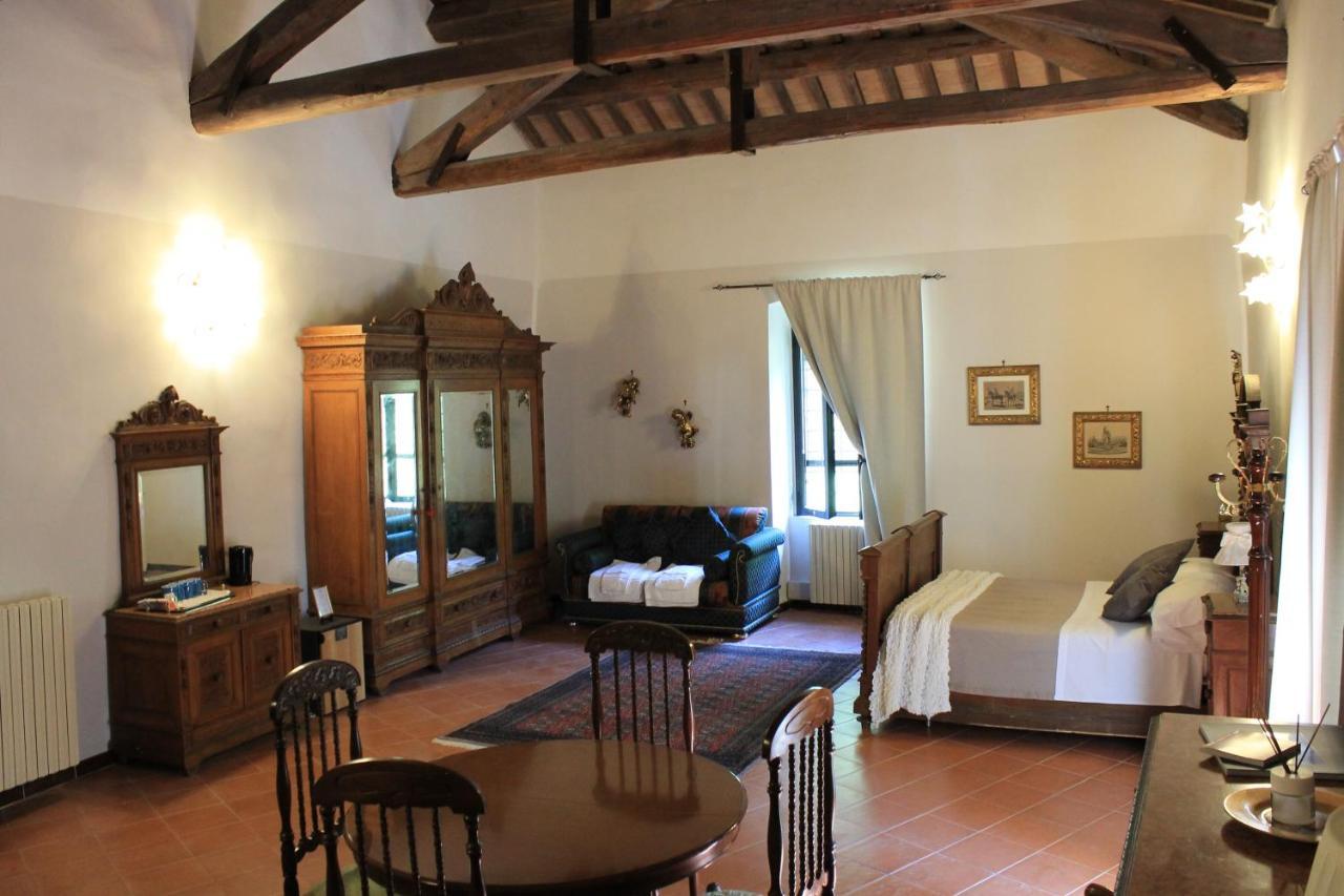 Abbazia Ss. Quirico E Giulitta Hotel Micigliano ภายนอก รูปภาพ