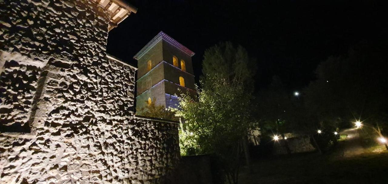 Abbazia Ss. Quirico E Giulitta Hotel Micigliano ภายนอก รูปภาพ