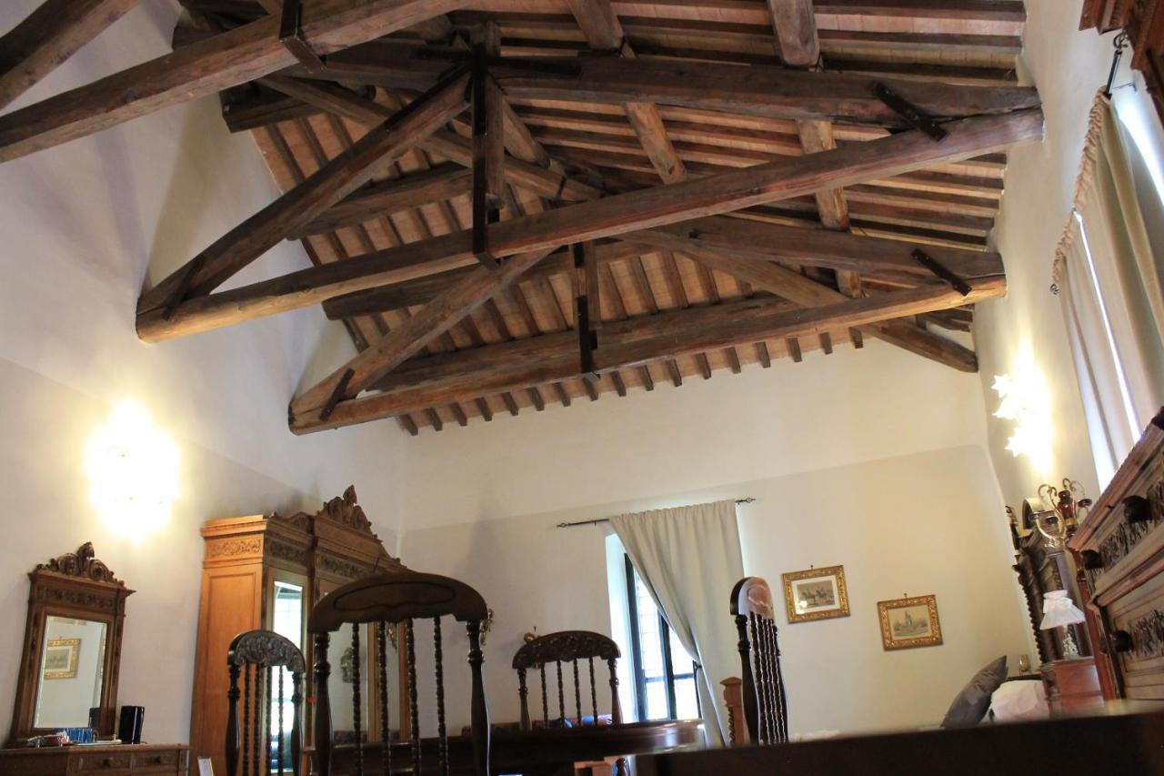 Abbazia Ss. Quirico E Giulitta Hotel Micigliano ภายนอก รูปภาพ