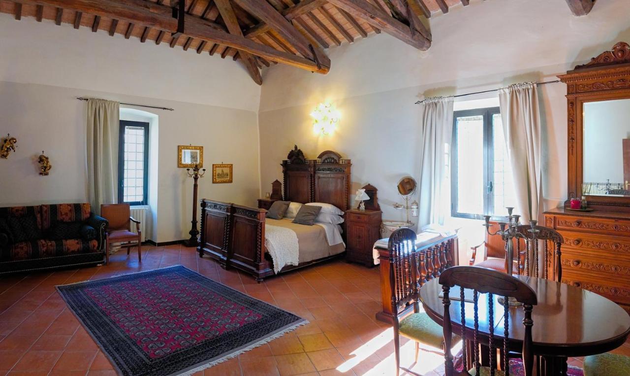 Abbazia Ss. Quirico E Giulitta Hotel Micigliano ภายนอก รูปภาพ
