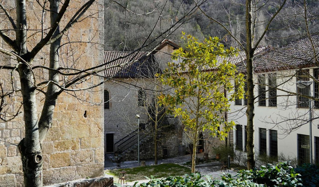 Abbazia Ss. Quirico E Giulitta Hotel Micigliano ภายนอก รูปภาพ