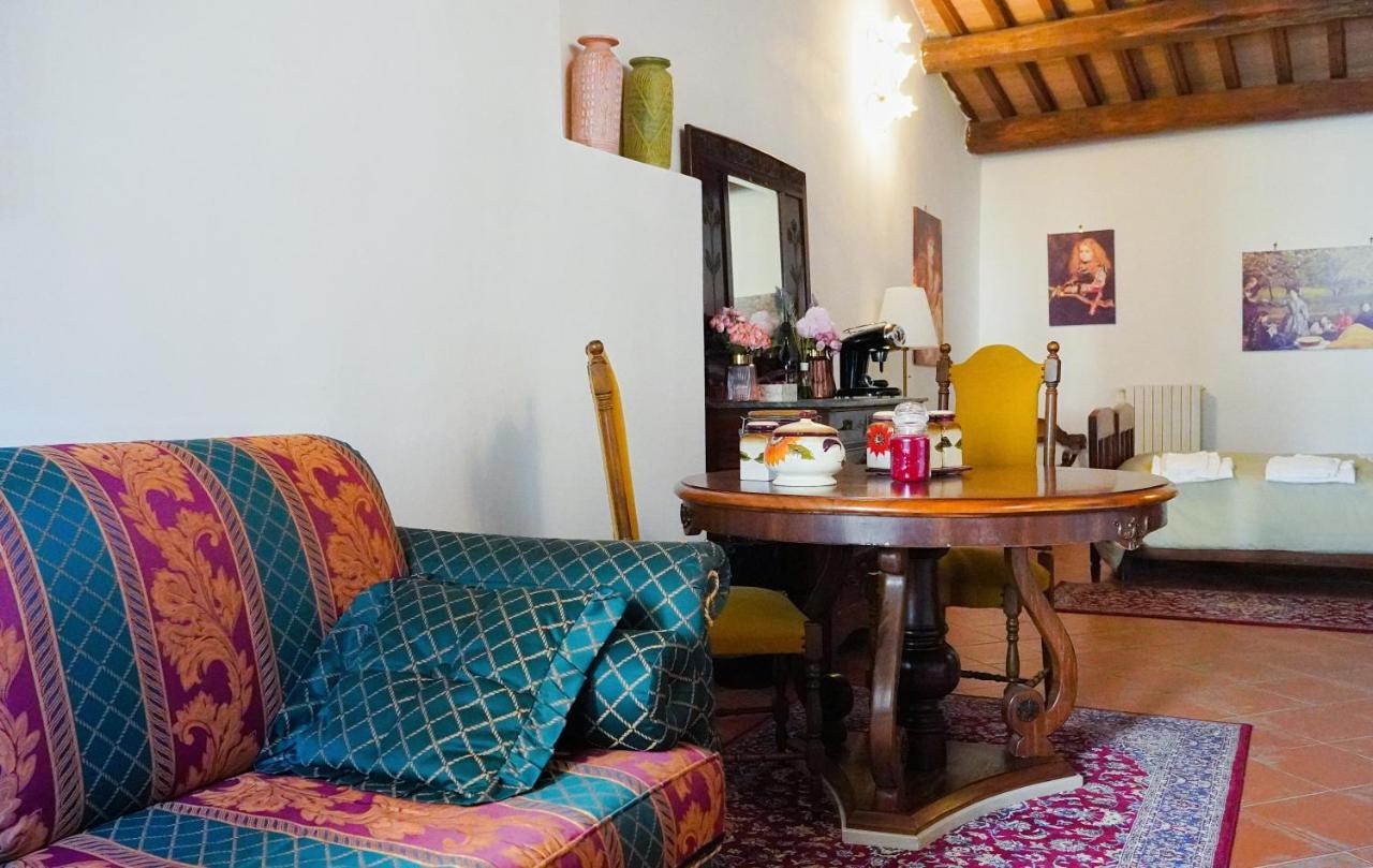 Abbazia Ss. Quirico E Giulitta Hotel Micigliano ภายนอก รูปภาพ