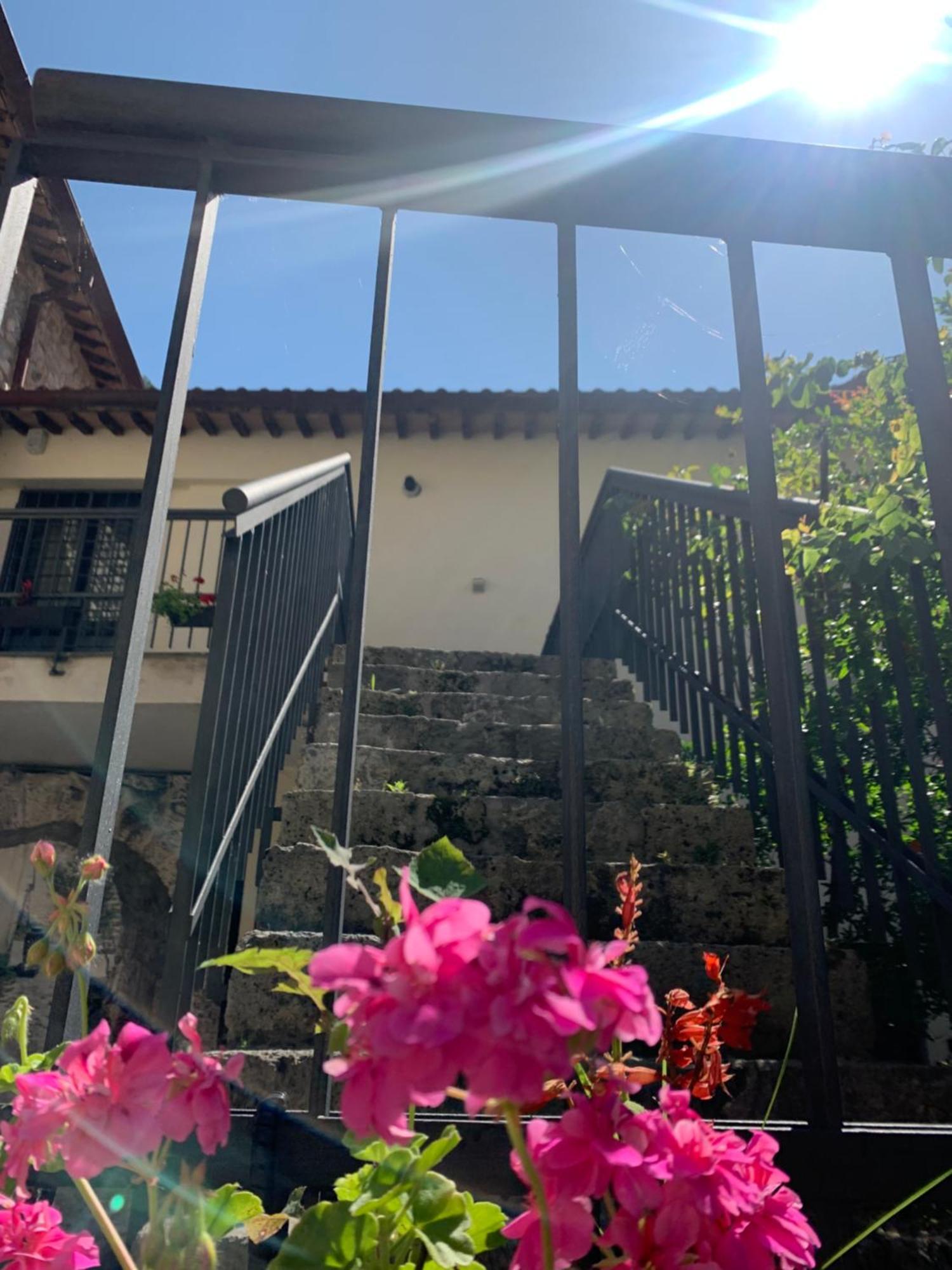 Abbazia Ss. Quirico E Giulitta Hotel Micigliano ภายนอก รูปภาพ